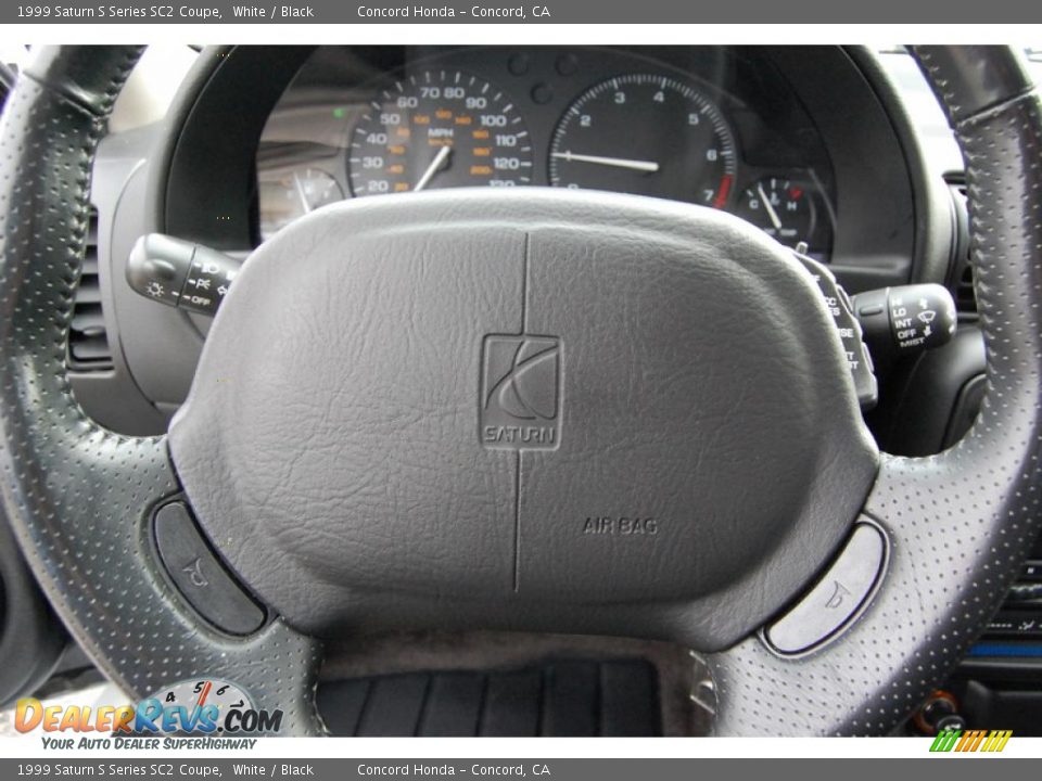 1999 Saturn S Series SC2 Coupe White / Black Photo #19