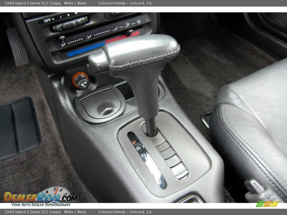 1999 Saturn S Series SC2 Coupe White / Black Photo #20