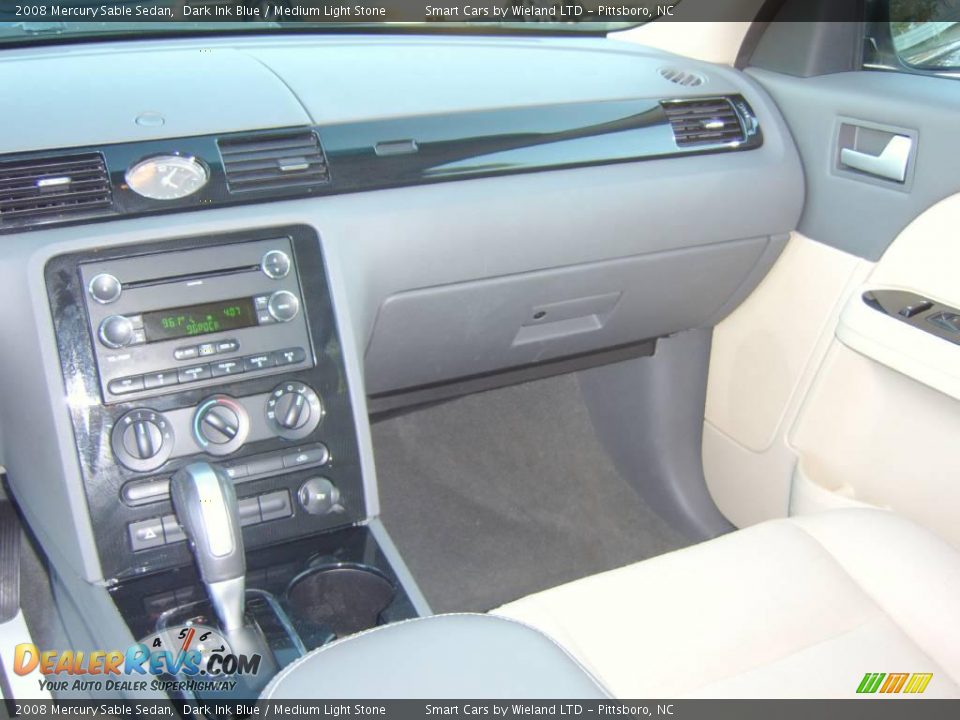 2008 Mercury Sable Sedan Dark Ink Blue / Medium Light Stone Photo #15