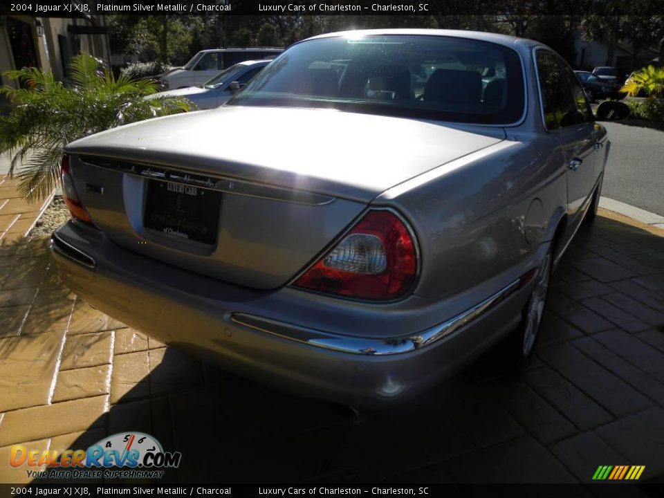 2004 Jaguar XJ XJ8 Platinum Silver Metallic / Charcoal Photo #3