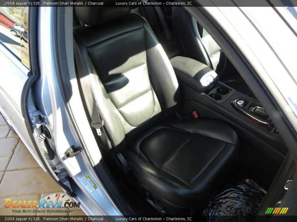 2004 Jaguar XJ XJ8 Platinum Silver Metallic / Charcoal Photo #12