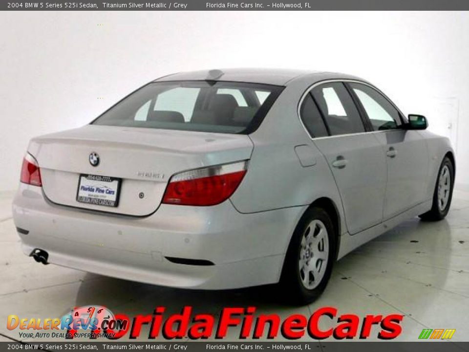 2004 BMW 5 Series 525i Sedan Titanium Silver Metallic / Grey Photo #2