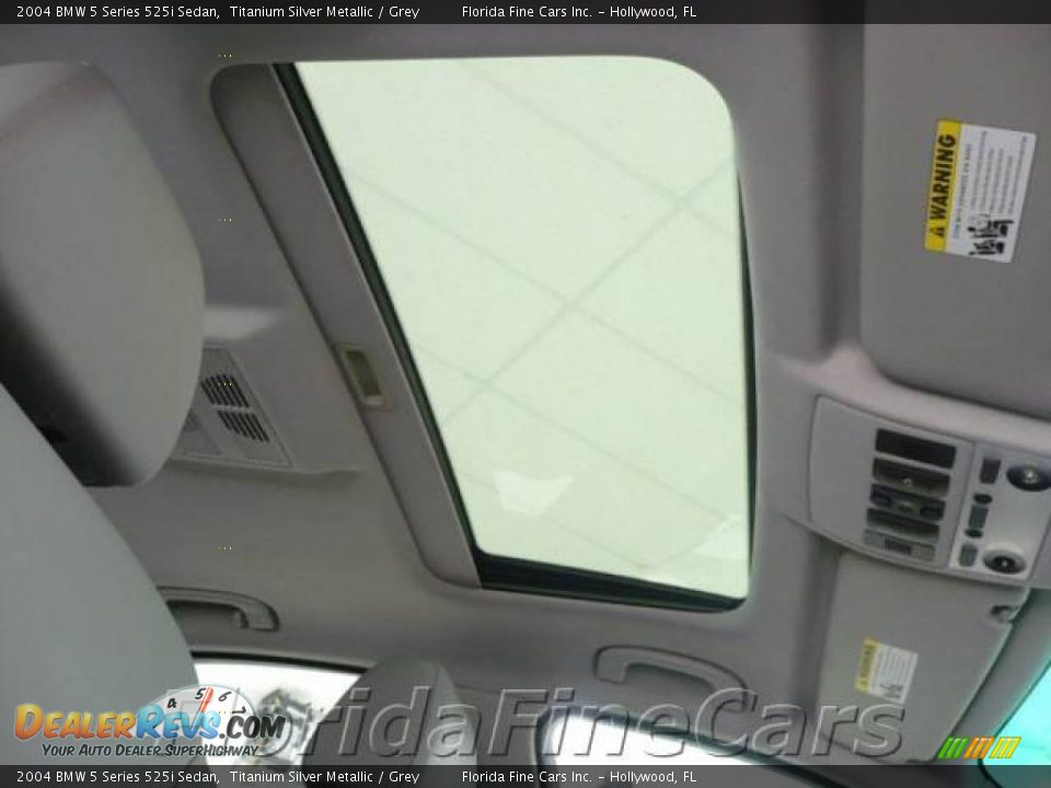 2004 BMW 5 Series 525i Sedan Titanium Silver Metallic / Grey Photo #19