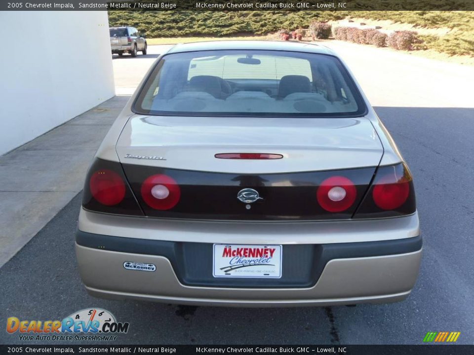 2005 Chevrolet Impala Sandstone Metallic / Neutral Beige Photo #3