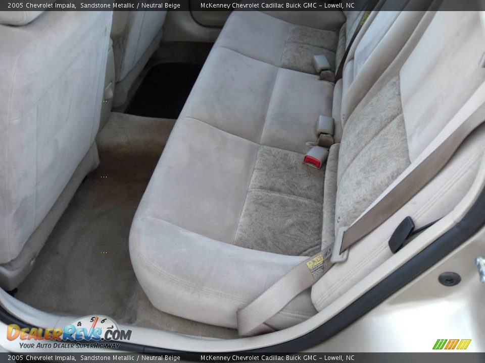 2005 Chevrolet Impala Sandstone Metallic / Neutral Beige Photo #10