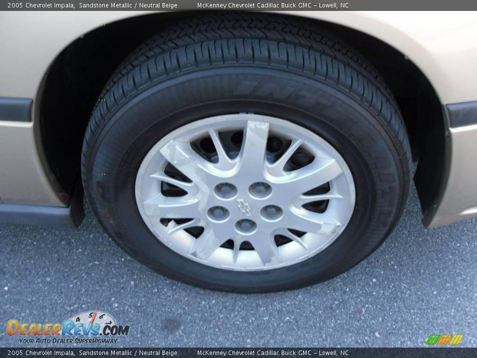 2005 Chevrolet Impala Sandstone Metallic / Neutral Beige Photo #16