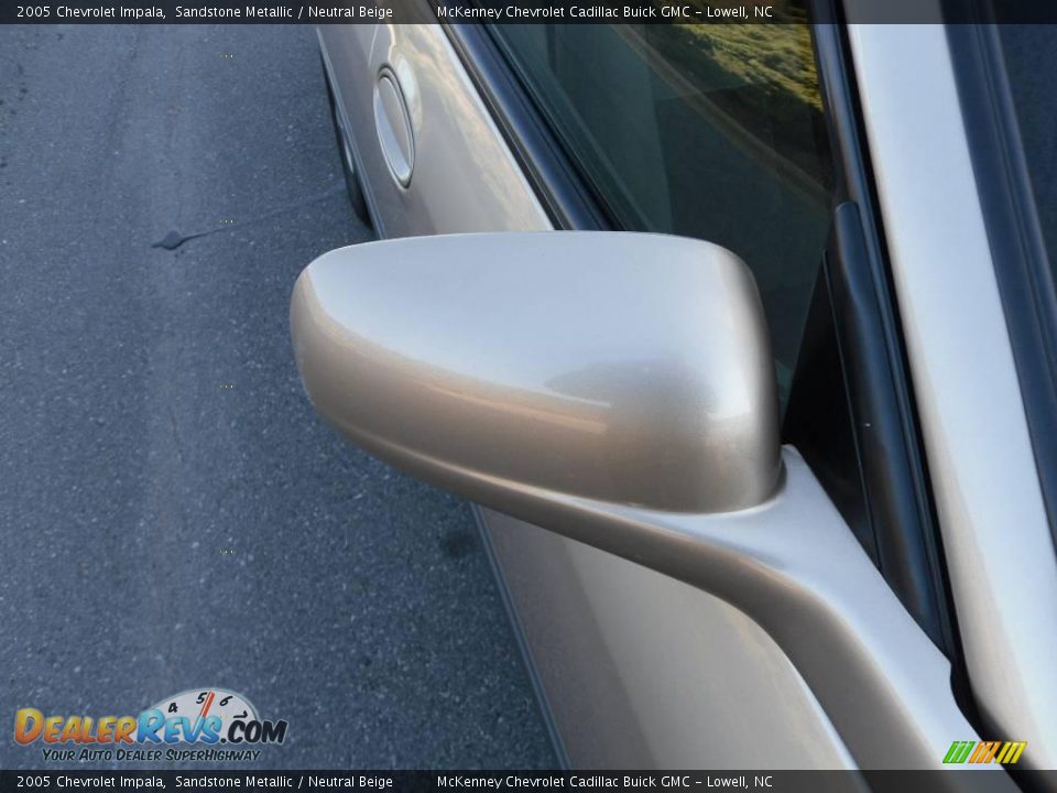 2005 Chevrolet Impala Sandstone Metallic / Neutral Beige Photo #17