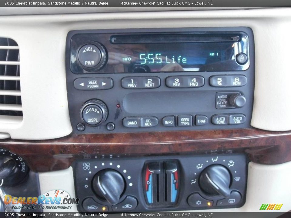 2005 Chevrolet Impala Sandstone Metallic / Neutral Beige Photo #22