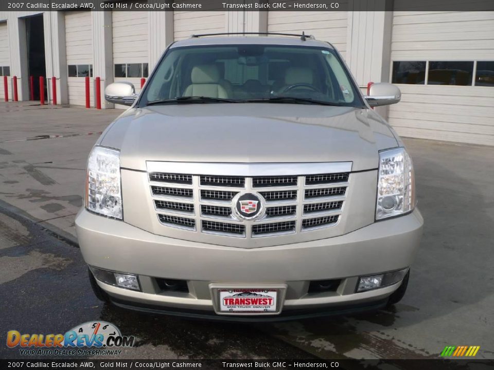 2007 Cadillac Escalade AWD Gold Mist / Cocoa/Light Cashmere Photo #2