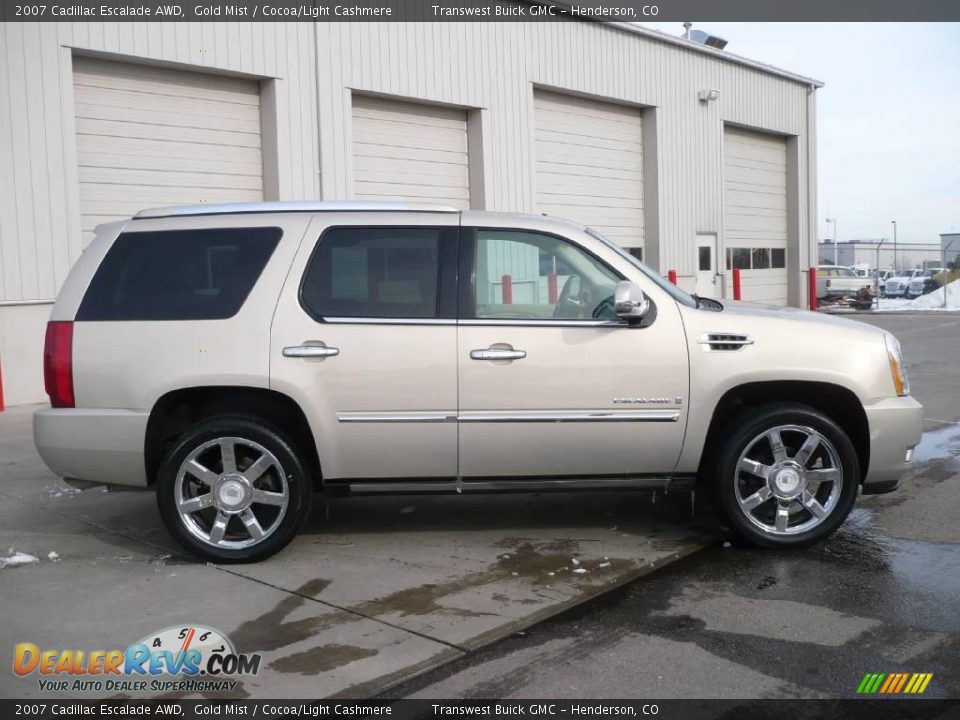 2007 Cadillac Escalade AWD Gold Mist / Cocoa/Light Cashmere Photo #6
