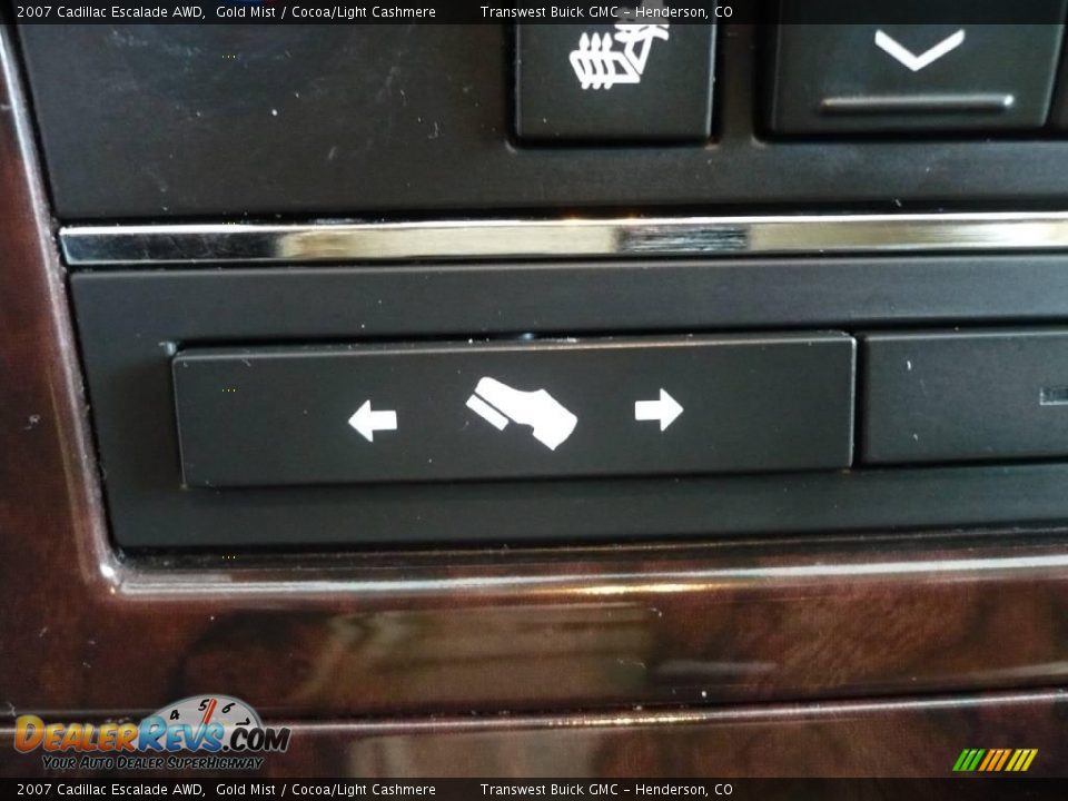 2007 Cadillac Escalade AWD Gold Mist / Cocoa/Light Cashmere Photo #19