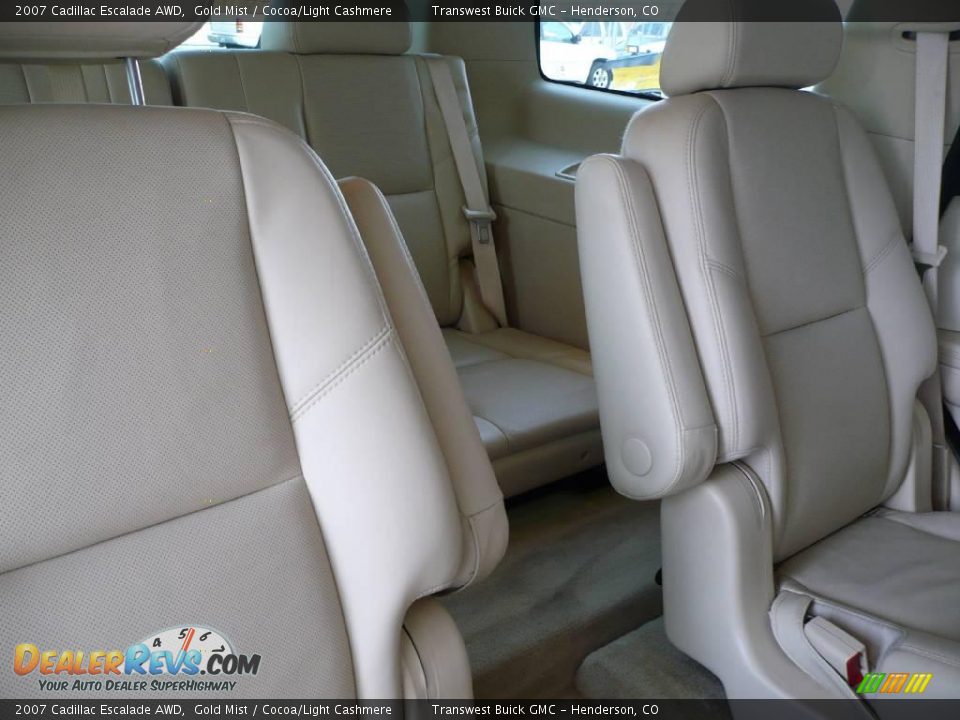 2007 Cadillac Escalade AWD Gold Mist / Cocoa/Light Cashmere Photo #24