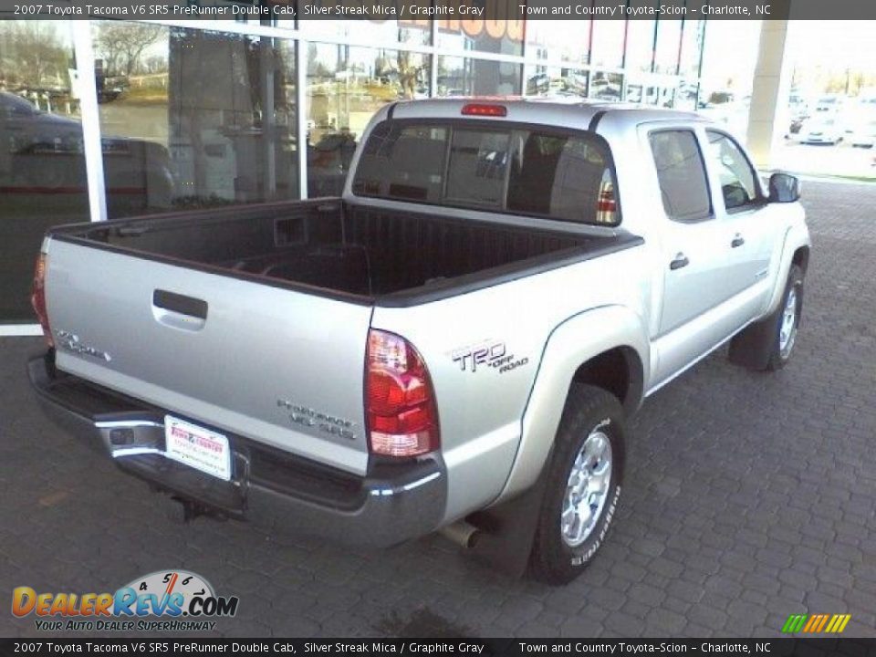 2007 Toyota Tacoma V6 SR5 PreRunner Double Cab Silver Streak Mica / Graphite Gray Photo #16