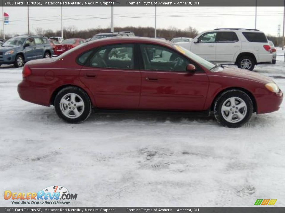 2003 Ford Taurus SE Matador Red Metallic / Medium Graphite Photo #6
