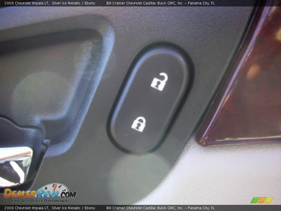 2009 Chevrolet Impala LT Silver Ice Metallic / Ebony Photo #10