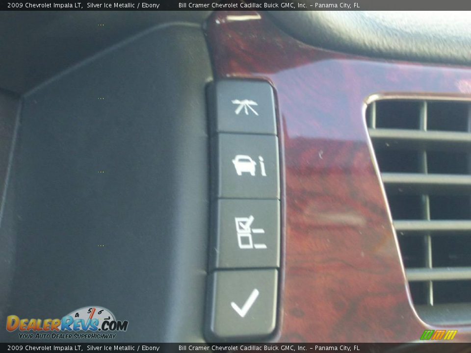 2009 Chevrolet Impala LT Silver Ice Metallic / Ebony Photo #14