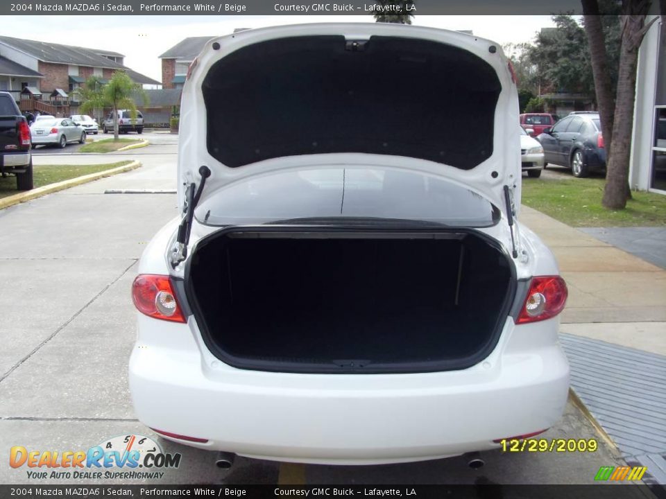 2004 Mazda MAZDA6 i Sedan Performance White / Beige Photo #3