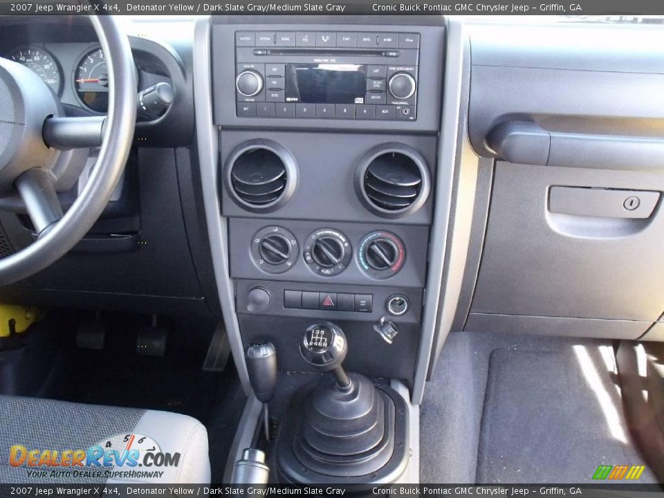 2007 Jeep Wrangler X 4x4 Detonator Yellow / Dark Slate Gray/Medium Slate Gray Photo #17