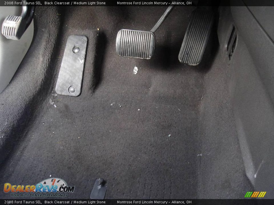 2008 Ford Taurus SEL Black Clearcoat / Medium Light Stone Photo #32