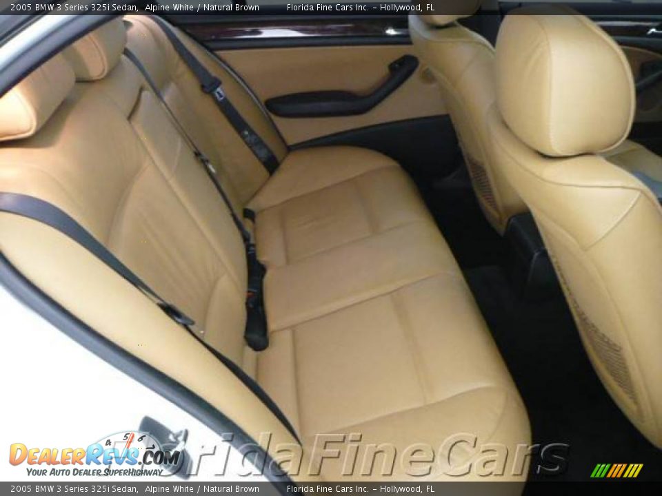 2005 BMW 3 Series 325i Sedan Alpine White / Natural Brown Photo #15