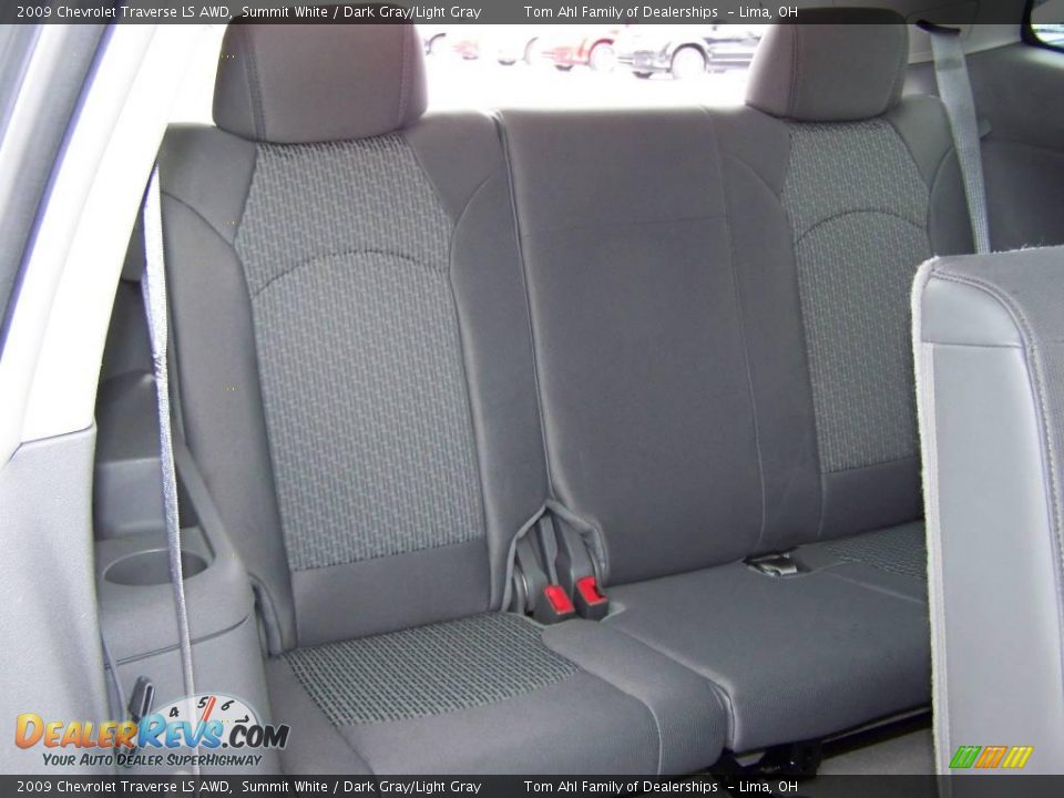 2009 Chevrolet Traverse LS AWD Summit White / Dark Gray/Light Gray Photo #15