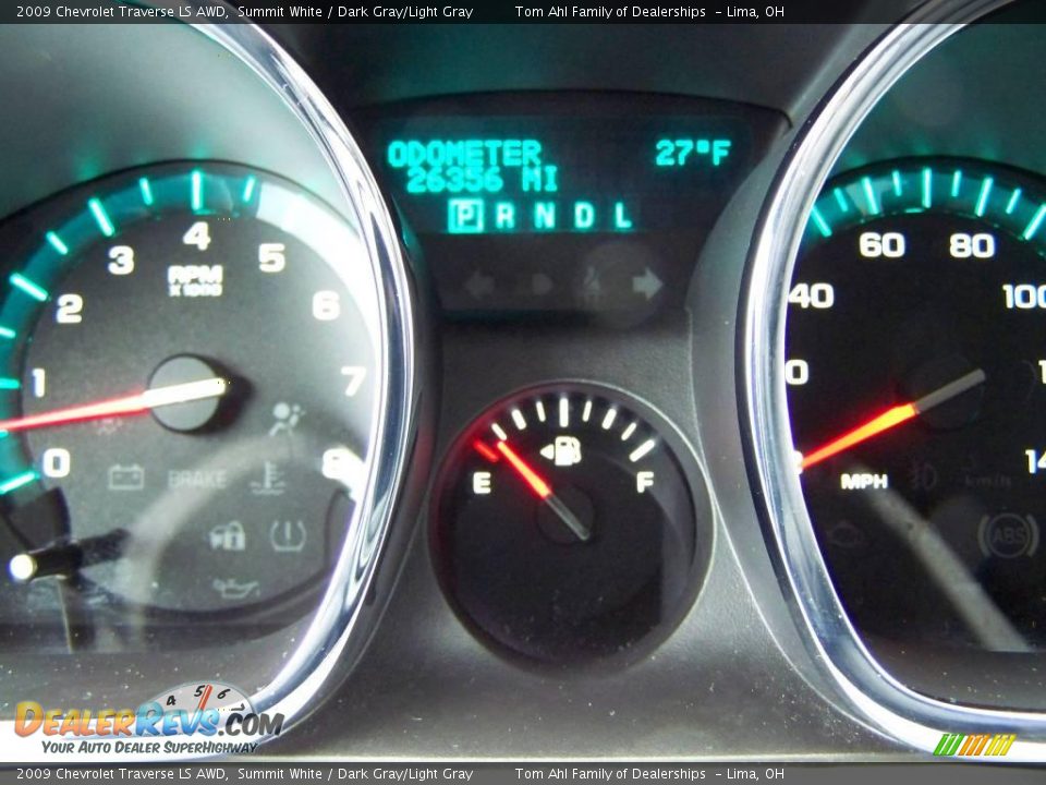 2009 Chevrolet Traverse LS AWD Summit White / Dark Gray/Light Gray Photo #19