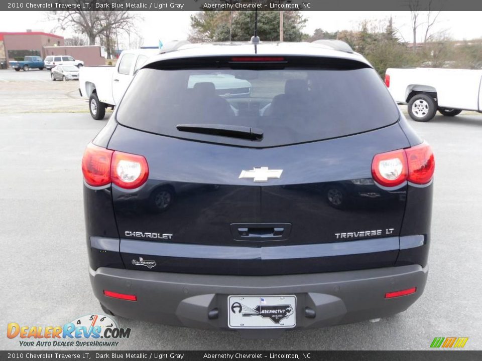 2010 Chevrolet Traverse LT Dark Blue Metallic / Light Gray Photo #3