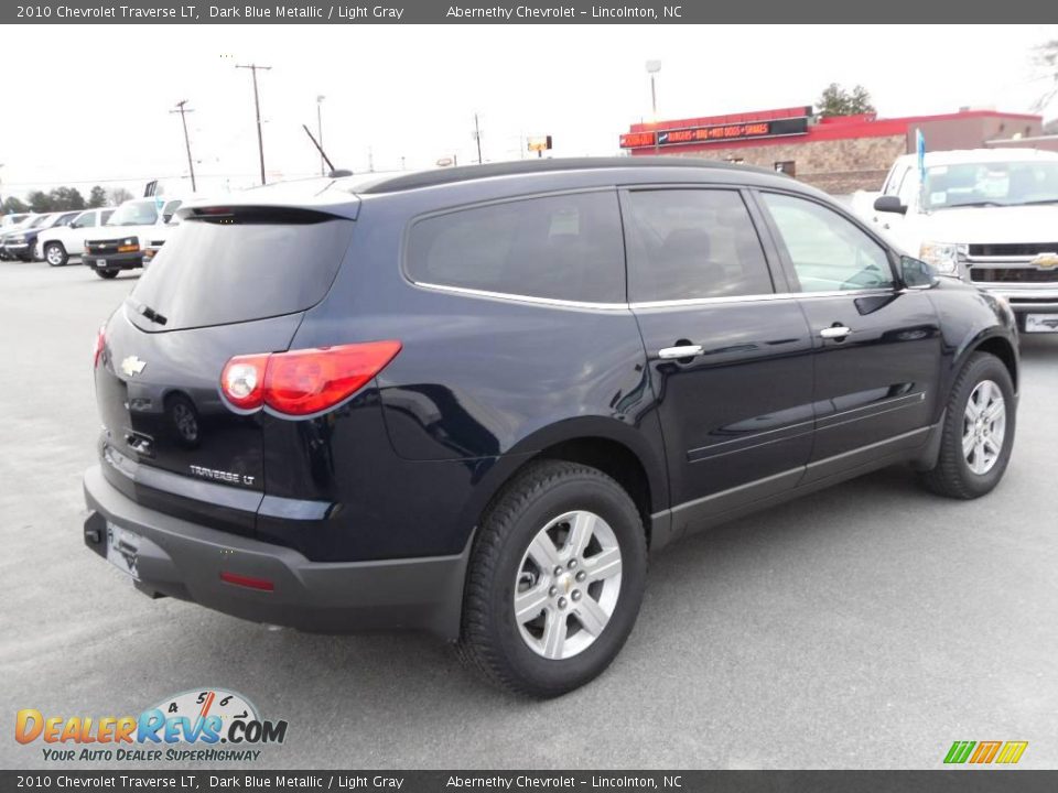 2010 Chevrolet Traverse LT Dark Blue Metallic / Light Gray Photo #4