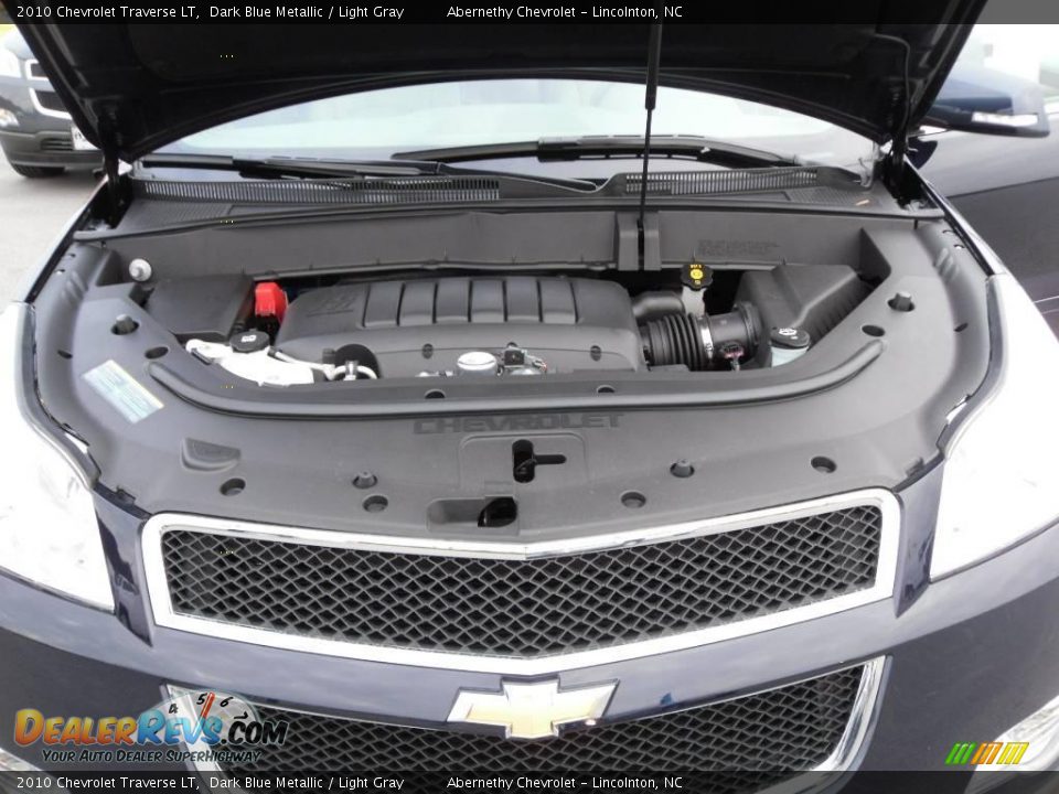 2010 Chevrolet Traverse LT Dark Blue Metallic / Light Gray Photo #19