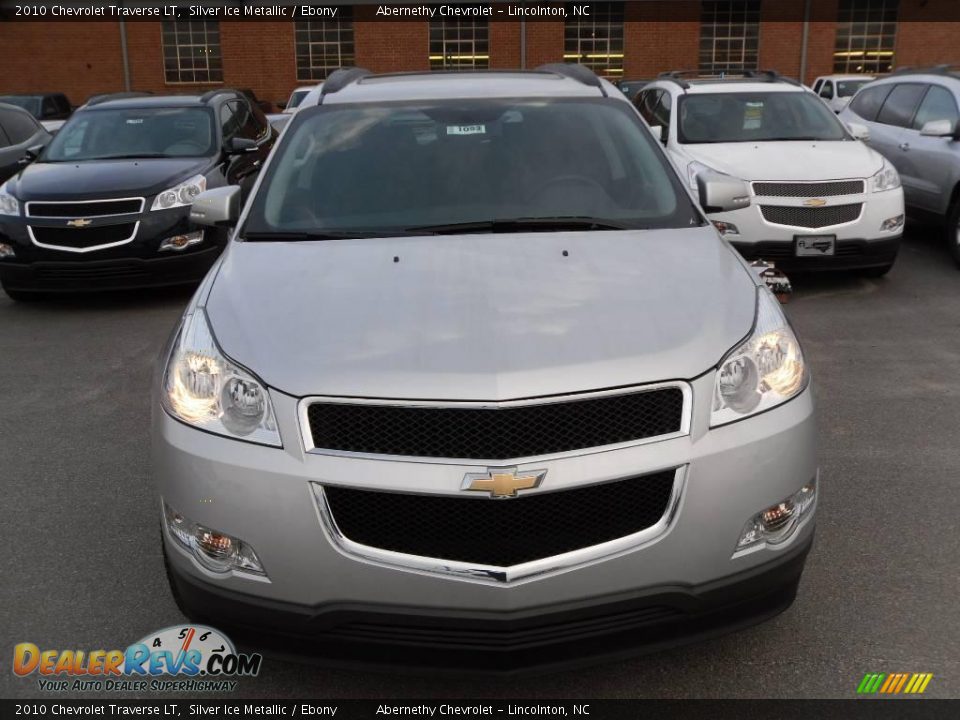 2010 Chevrolet Traverse LT Silver Ice Metallic / Ebony Photo #6