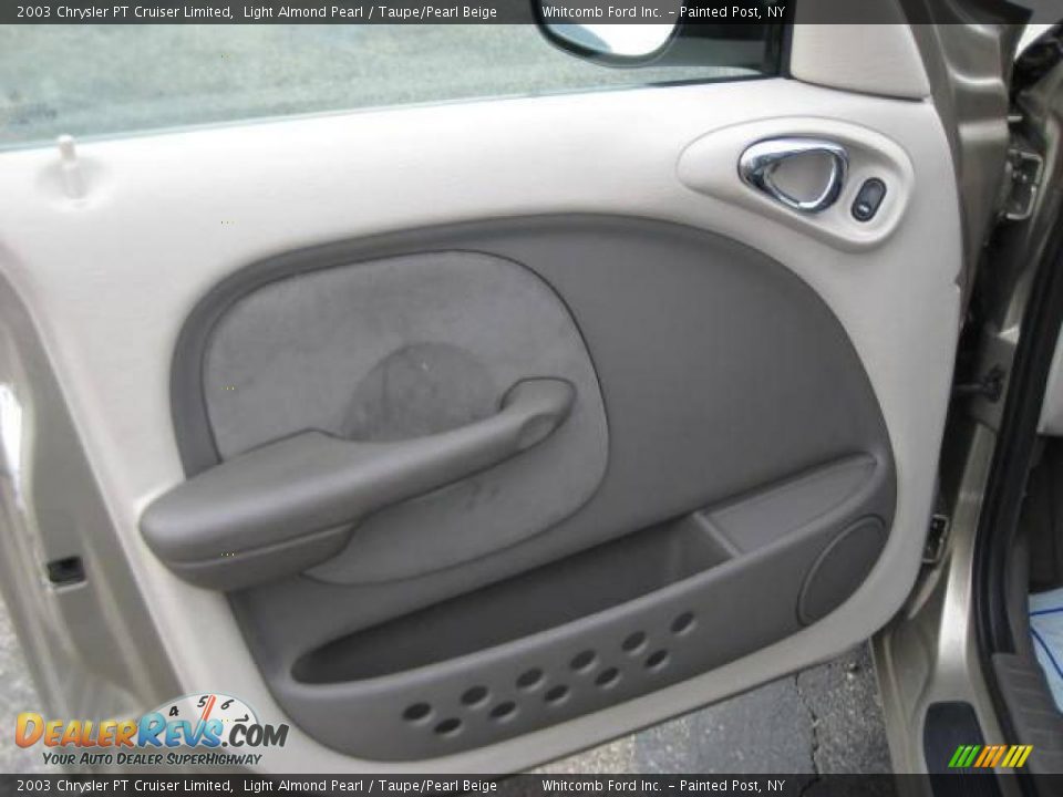 2003 Chrysler PT Cruiser Limited Light Almond Pearl / Taupe/Pearl Beige Photo #25