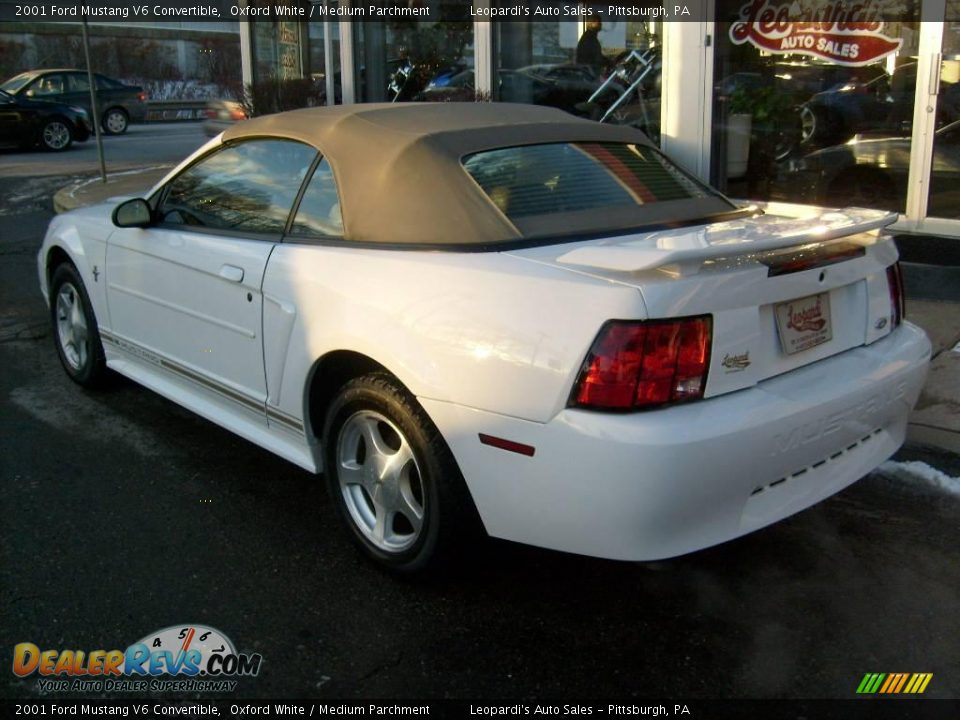 2001 Ford Mustang V6 Convertible Oxford White / Medium Parchment Photo #3
