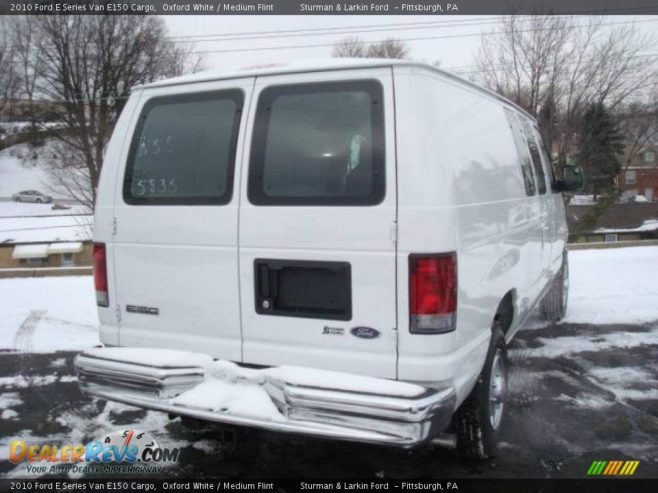 2010 Ford E Series Van E150 Cargo Oxford White / Medium Flint Photo #3