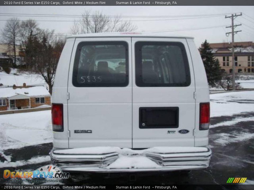 2010 Ford E Series Van E150 Cargo Oxford White / Medium Flint Photo #4