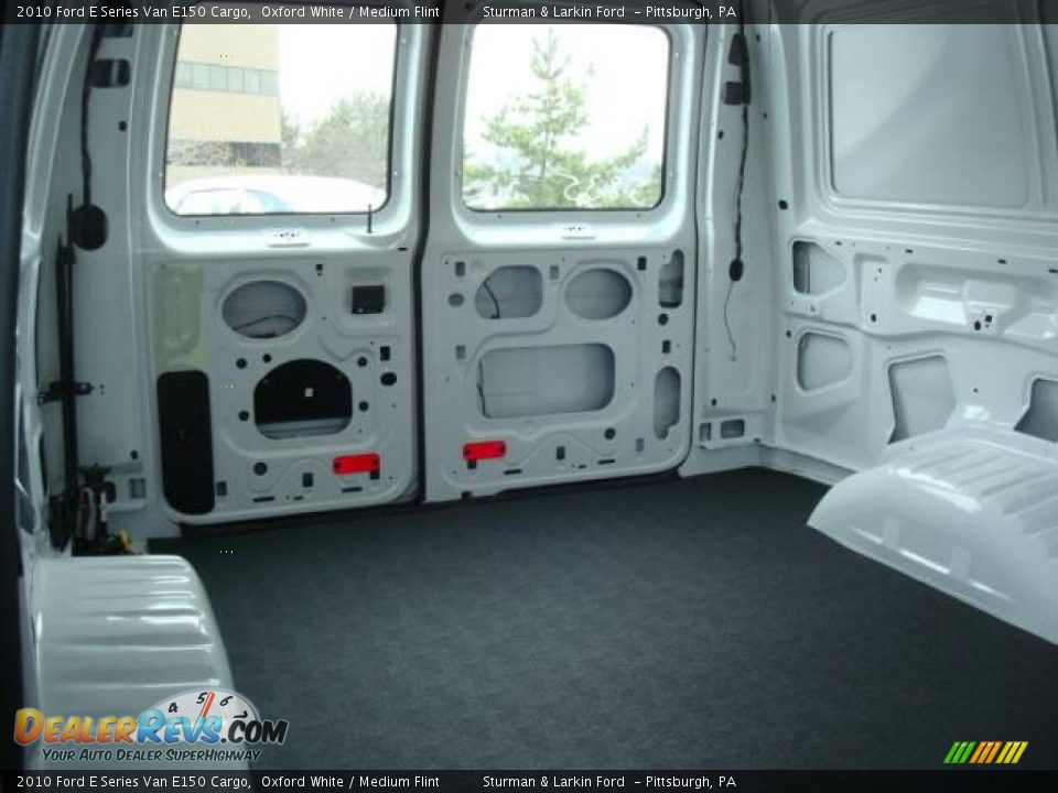 2010 Ford E Series Van E150 Cargo Oxford White / Medium Flint Photo #11