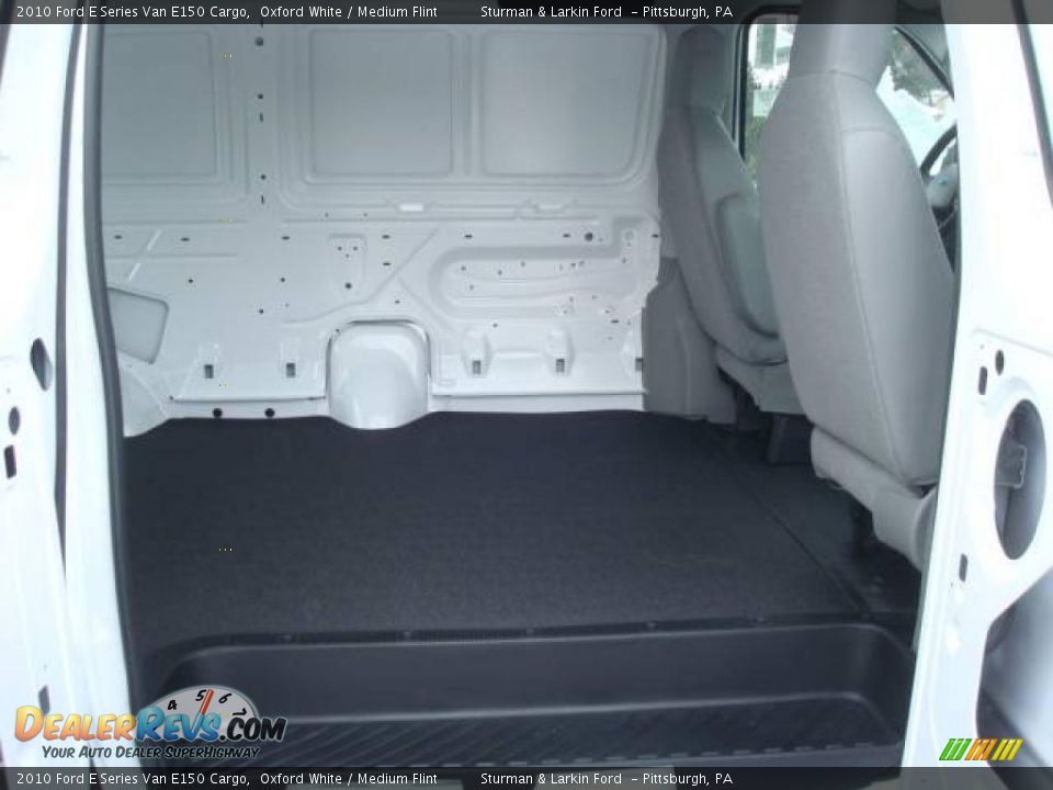 2010 Ford E Series Van E150 Cargo Oxford White / Medium Flint Photo #12