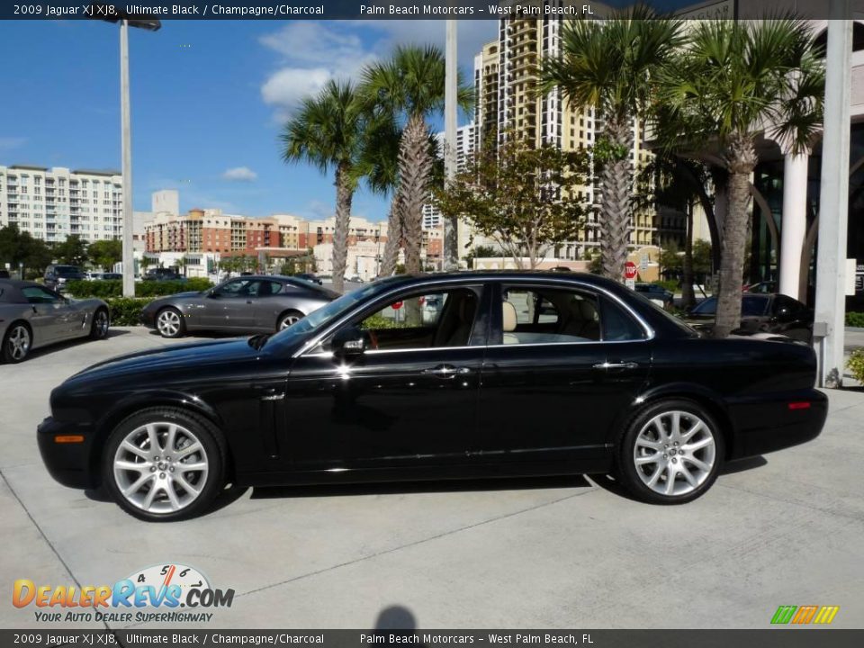 2009 Jaguar XJ XJ8 Ultimate Black / Champagne/Charcoal Photo #3