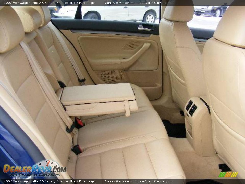 2007 Volkswagen Jetta 2.5 Sedan Shadow Blue / Pure Beige Photo #12