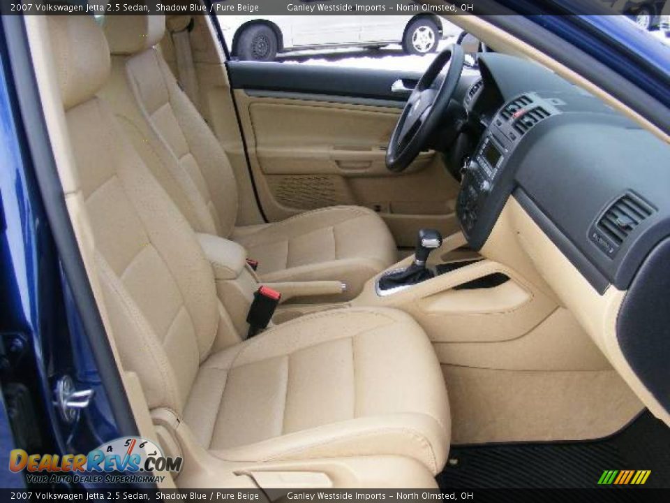 2007 Volkswagen Jetta 2.5 Sedan Shadow Blue / Pure Beige Photo #13