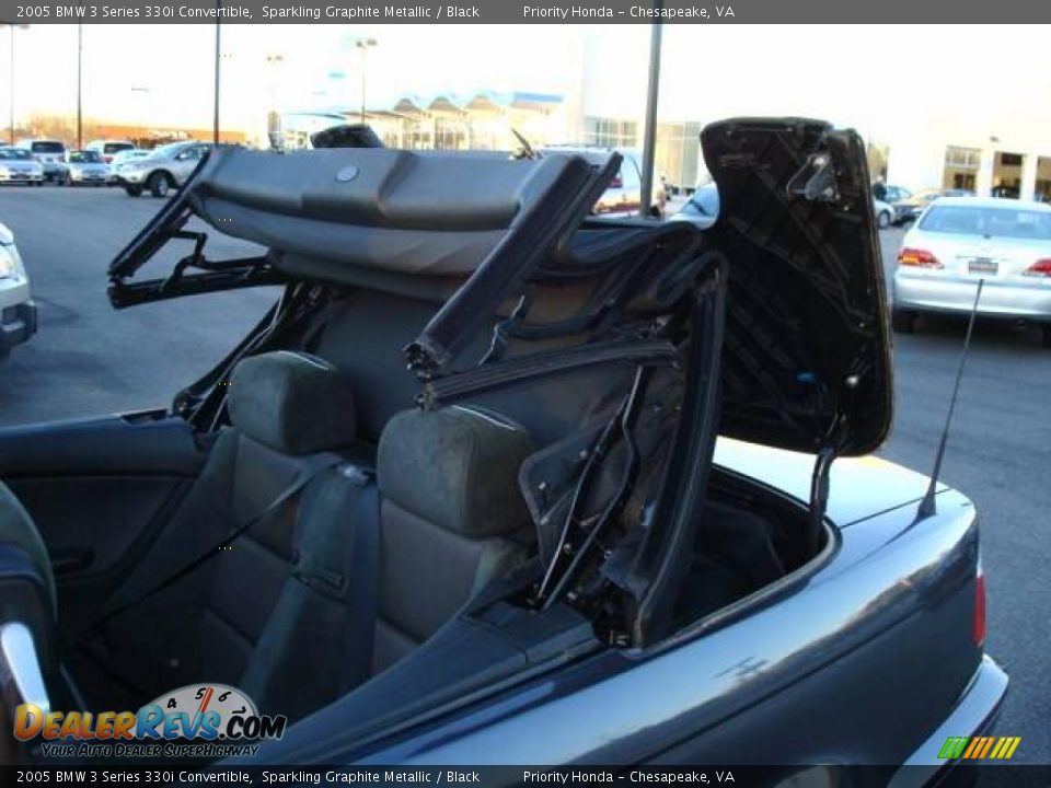 2005 BMW 3 Series 330i Convertible Sparkling Graphite Metallic / Black Photo #25