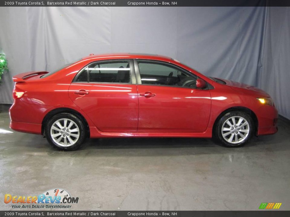 2009 Toyota Corolla S Barcelona Red Metallic / Dark Charcoal Photo #4