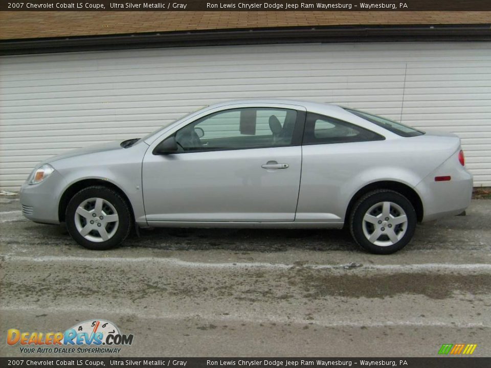 2007 Chevrolet Cobalt LS Coupe Ultra Silver Metallic / Gray Photo #2