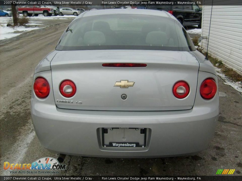 2007 Chevrolet Cobalt LS Coupe Ultra Silver Metallic / Gray Photo #4
