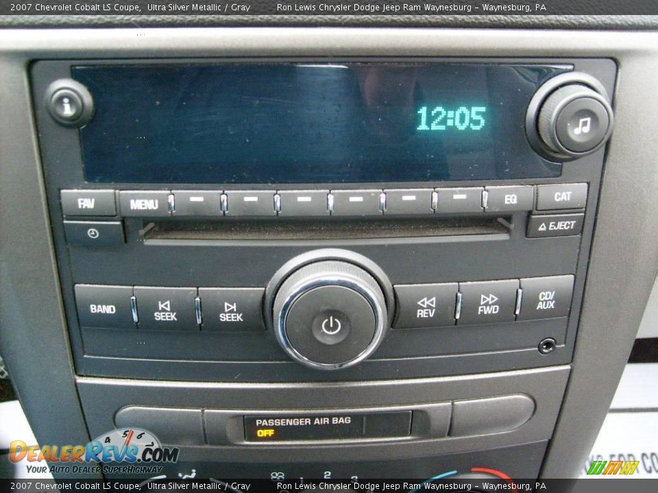 2007 Chevrolet Cobalt LS Coupe Ultra Silver Metallic / Gray Photo #24