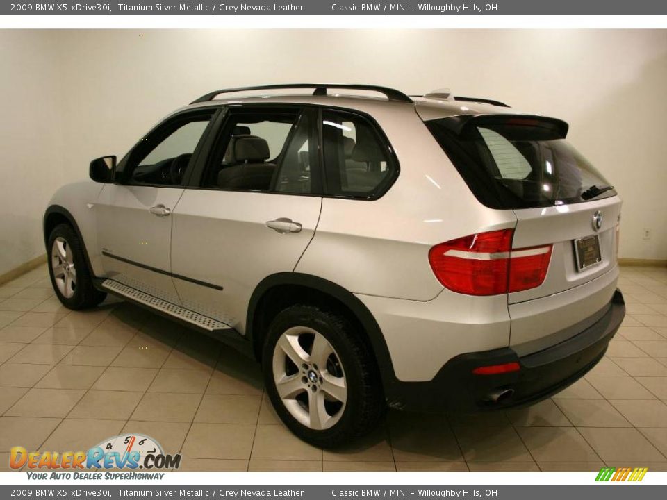 2009 BMW X5 xDrive30i Titanium Silver Metallic / Grey Nevada Leather Photo #5