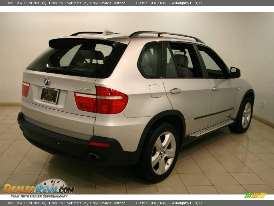 2009 BMW X5 xDrive30i Titanium Silver Metallic / Grey Nevada Leather Photo #7