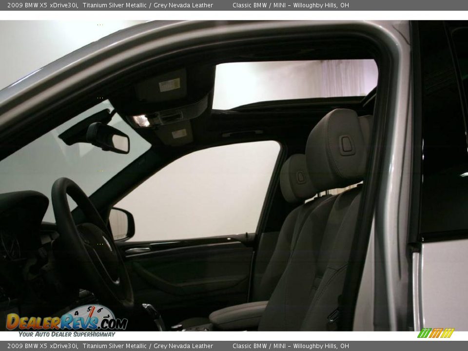 2009 BMW X5 xDrive30i Titanium Silver Metallic / Grey Nevada Leather Photo #9