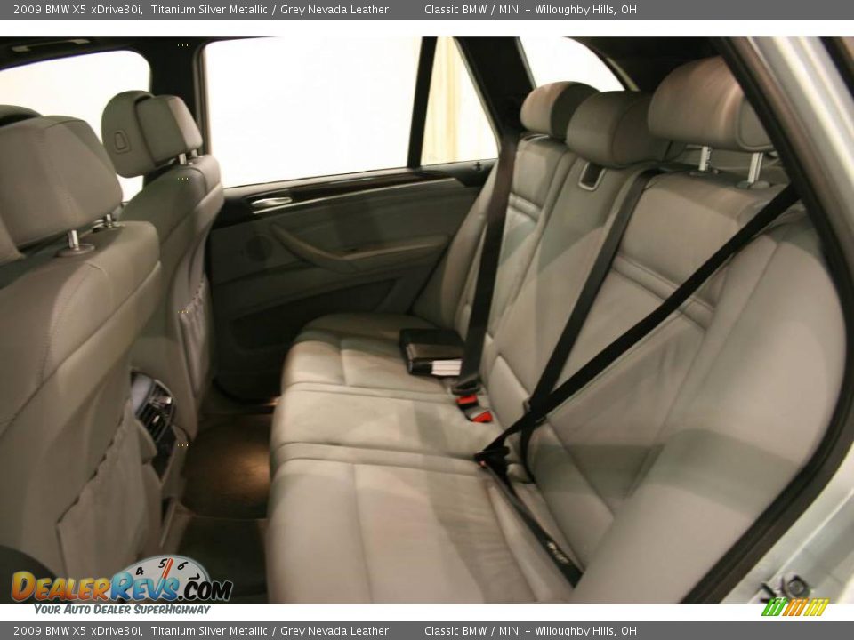 2009 BMW X5 xDrive30i Titanium Silver Metallic / Grey Nevada Leather Photo #17