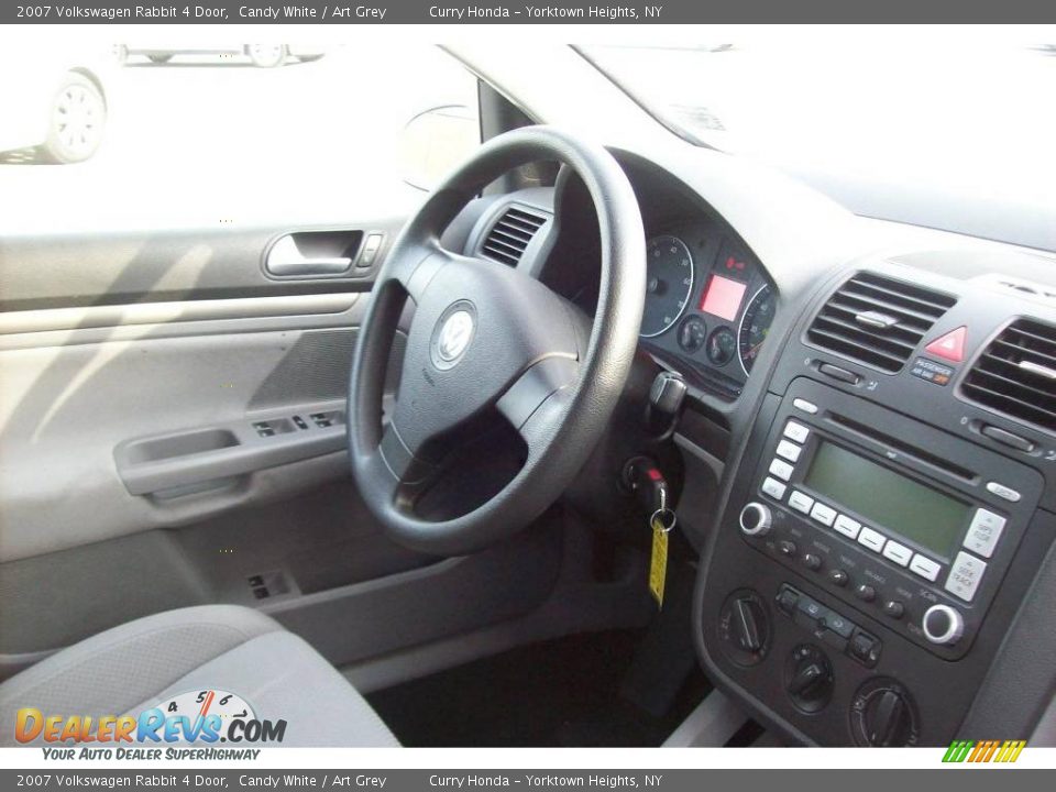 2007 Volkswagen Rabbit 4 Door Candy White / Art Grey Photo #16