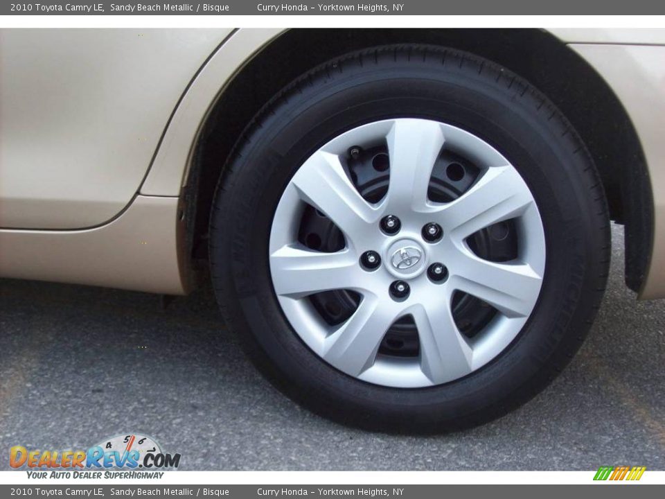 2010 Toyota Camry LE Wheel Photo #11
